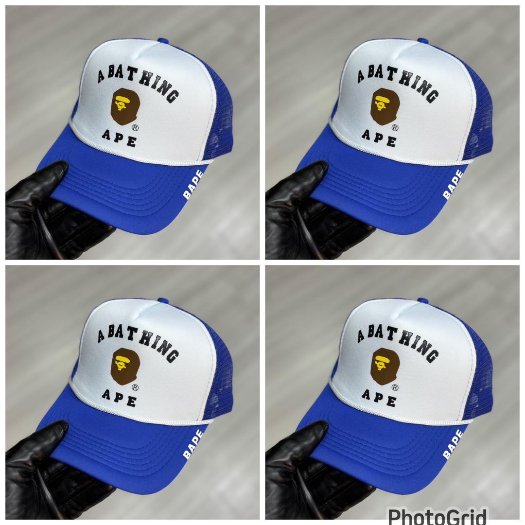 A BATHING APE TRUCKER HAT