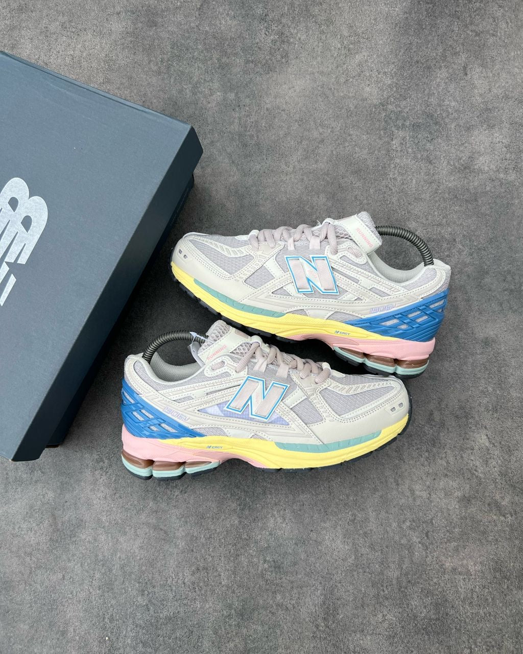 NEW BALANCE 1906U *Angora Blue Pink*