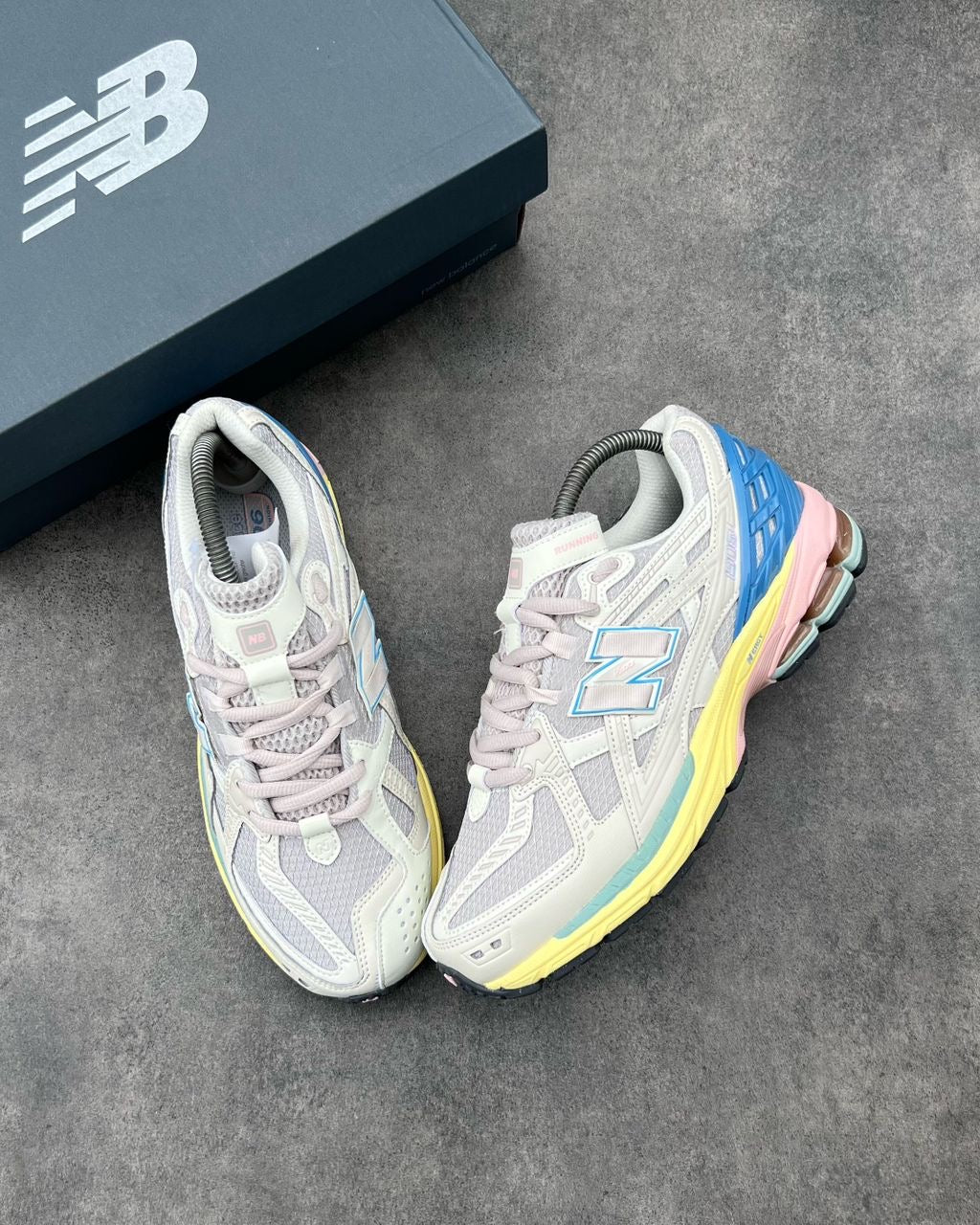 NEW BALANCE 1906U *Angora Blue Pink*