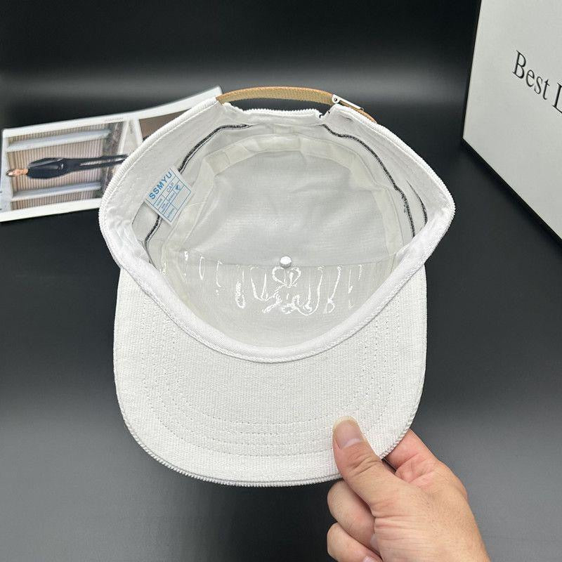 W panel Hat