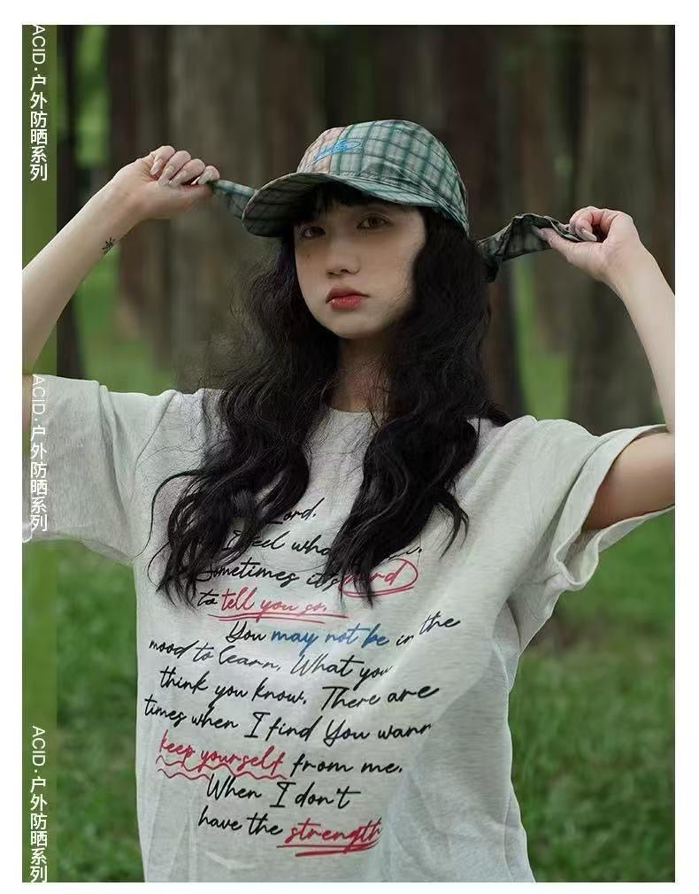 Adjustable scarf hat