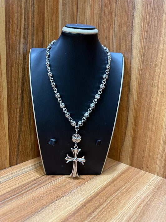 Chrome hearts necklace 2
