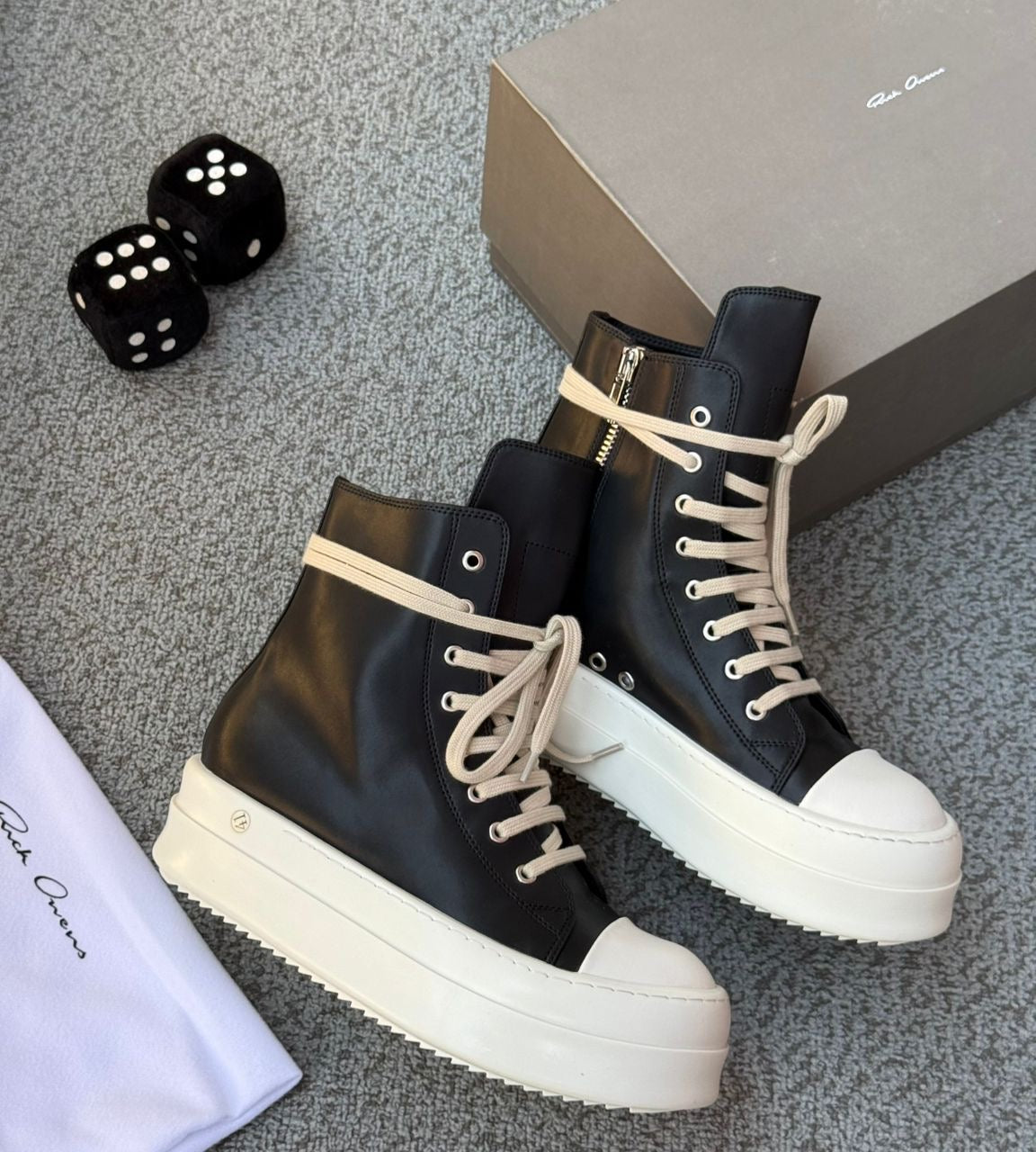 RICK OWENS SS25 HOLLYWOOD MEGABUMPER SNEAKERS IN BLACK