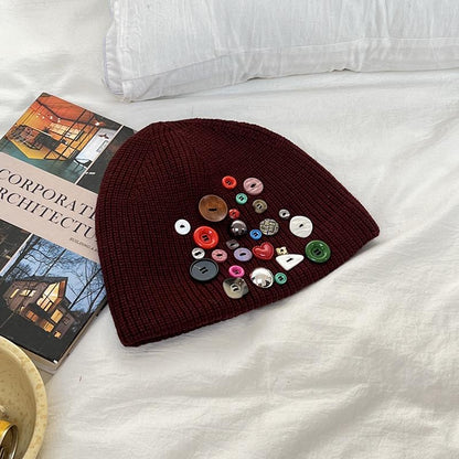 Buttoned beanie